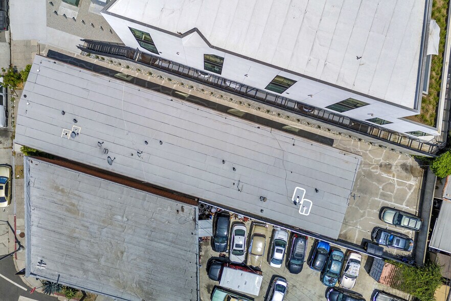 More Photos Of 5614 W Adams Blvd, Los Angeles Apartments For Sale