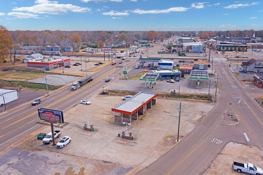 More Photos Of 1045 N 1st St, Milan Carwash For Sale