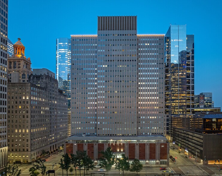 More Photos Of 919 Milam St, Houston Office For Sale