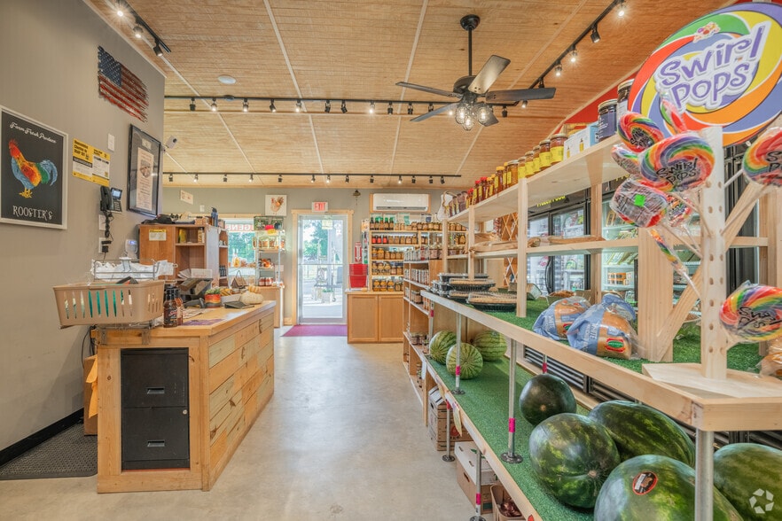 More Photos Of 54 Roosters Way, Jasper Restaurant For Sale