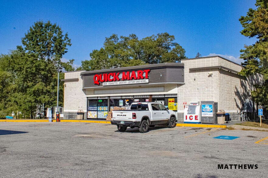 More Photos Of 125 Loudon Rd, Concord Convenience Store For Sale