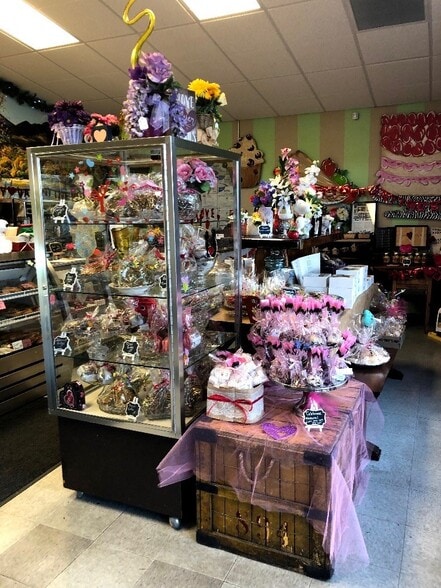 More Photos Of 215 W Goldfield Ave, Yerington Freestanding For Sale