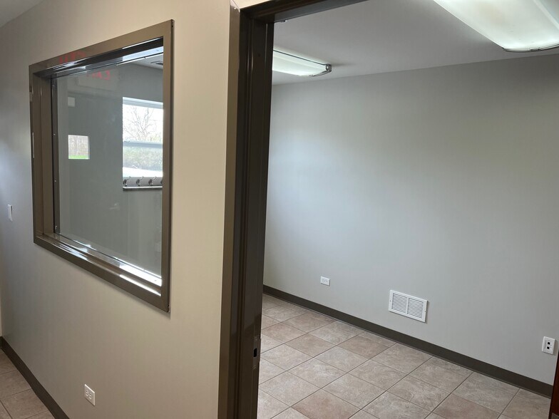 More Photos Of 6320 W Bruns Rd, Monee Warehouse For Lease