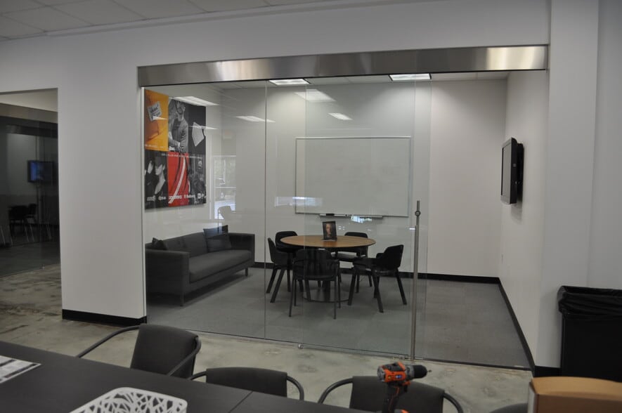 More Photos Of 12682-12690 Telecom Dr, Tampa Office For Sale