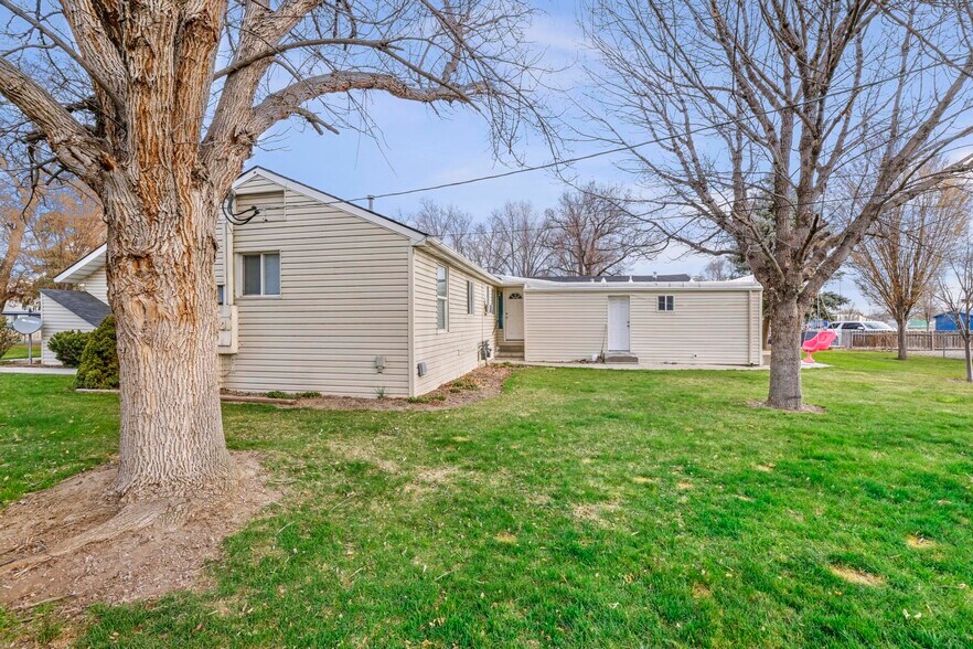 More Photos Of 442 Locust St, Twin Falls Apartments For Sale