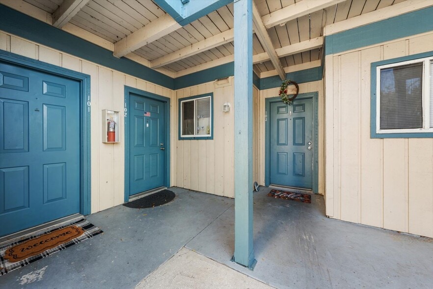 More Photos Of 1113 Ohio Ave, Dunedin Apartments For Sale