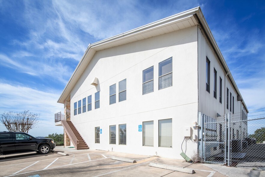 More Photos Of 180 Joe Wimberley Blvd, Wimberley Medical For Lease