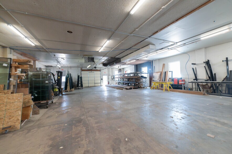 More Photos Of 710 12th St, Greeley Warehouse For Lease