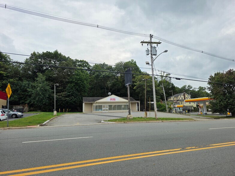 More Photos Of 198 US Highway 46, Rockaway Land For Lease