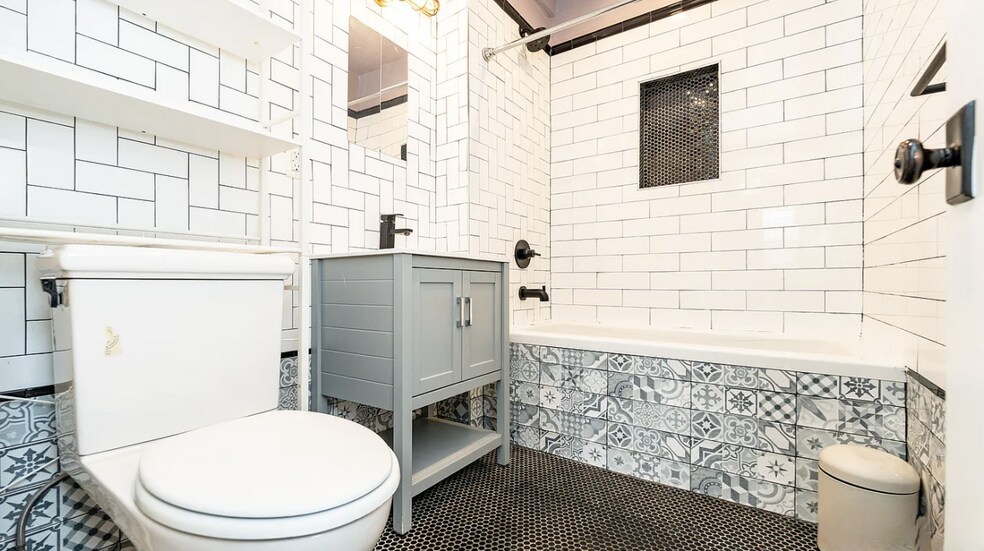 More Photos Of 137 21st St, Brooklyn Apartments For Sale
