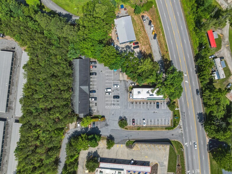 More Photos Of 9 Fallen Spruce Dr, Asheville General Retail For Sale