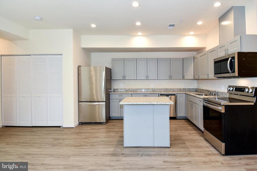 More Photos Of 1500 Ogden St NW, Washington Storefront Retail Residential For Sale
