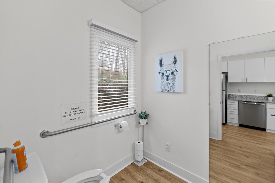 More Photos Of 3950 Blue Ridge Rd, Raleigh Medical For Sale