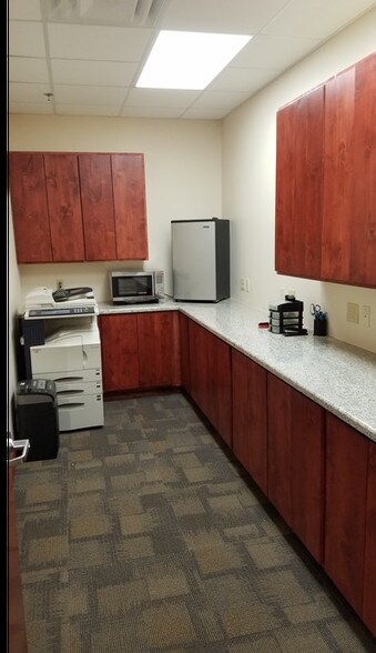 More Photos Of 5700 W Chandler Blvd, Chandler Coworking Space