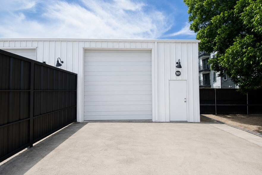 More Photos Of 2618 Bomar Ave, Dallas Land For Lease