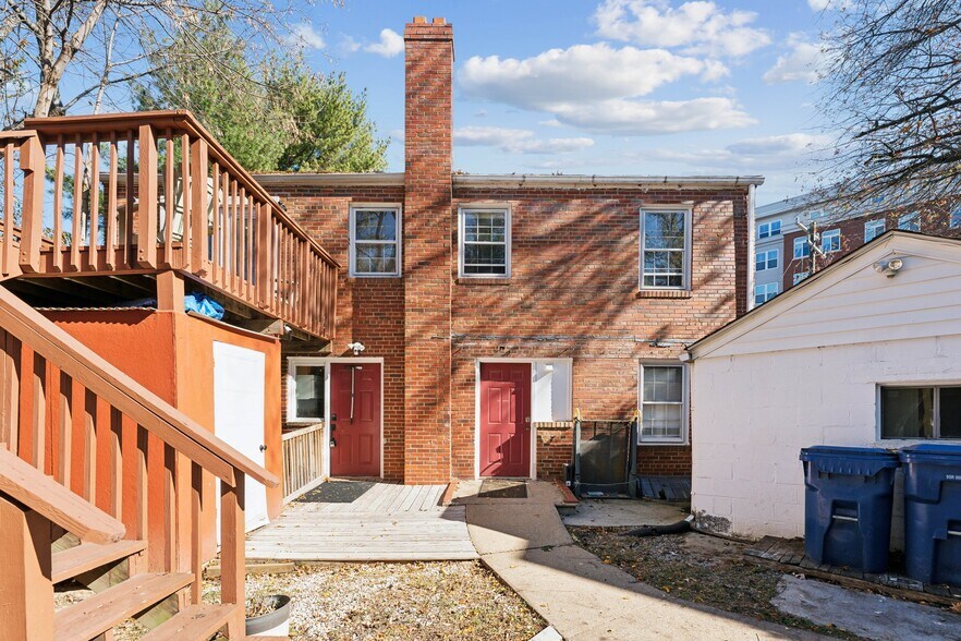 More Photos Of 5730 Biscayne dr, Alexandria Office For Sale