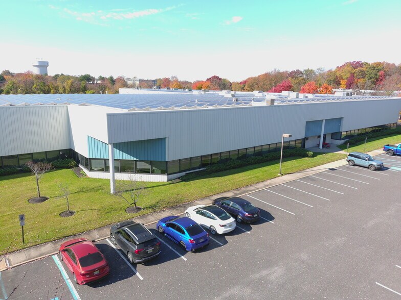 More Photos Of 4 E Stow Rd, Marlton Distribution For Lease