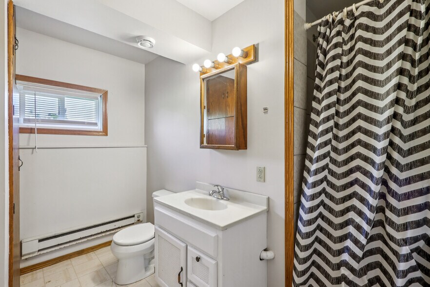 More Photos Of W9231 Bobolink Rd, Reeseville Warehouse For Sale