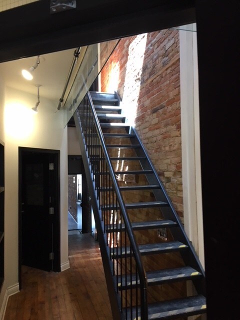 More Photos Of 348 Queen St W, Toronto Storefront Retail Residential For Sale