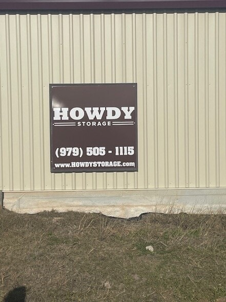 More Photos Of 8877 Stewarts Mdws, College Station Self Storage For Sale