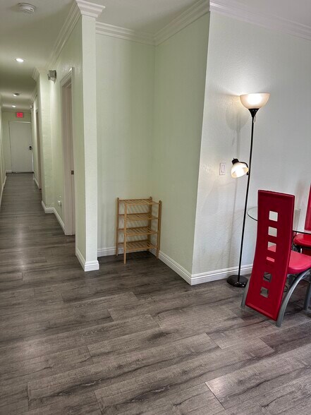 More Photos Of 1161 W 37th Dr, Los Angeles Apartments For Sale