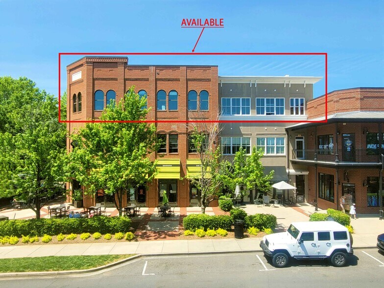 More Photos Of 936 Market St, Fort Mill Office For Lease