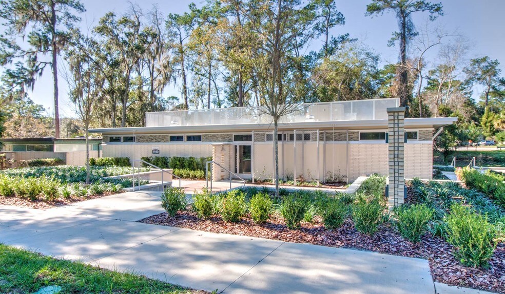 More Photos Of 1050 NW 8th Ave, Gainesville Unknown For Lease