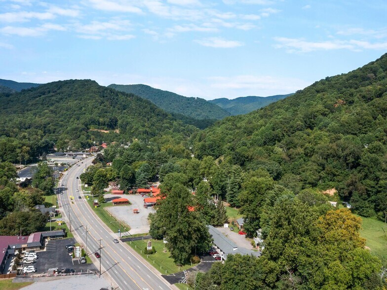 More Photos Of 2474 Soco Rd, Maggie Valley Hotel For Sale