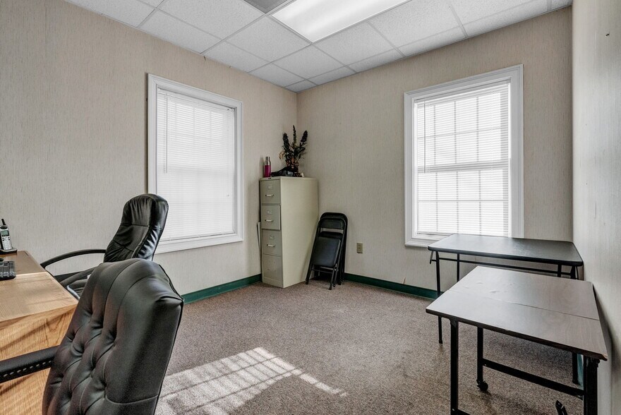 More Photos Of 4171 Marietta St, Powder Springs Medical For Sale