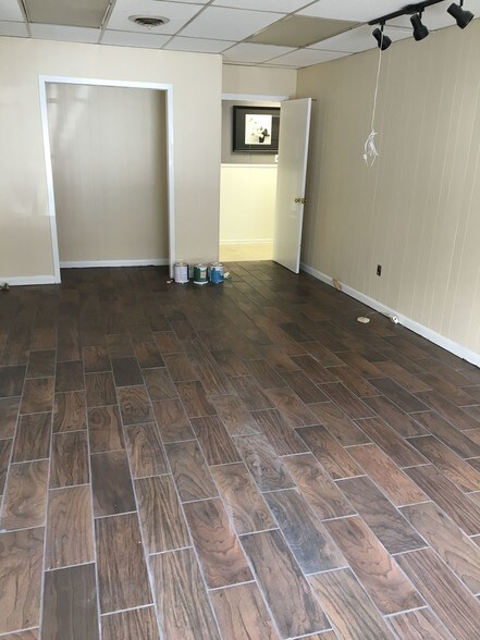 More Photos Of 101 E Main St, Purcellville Office For Lease