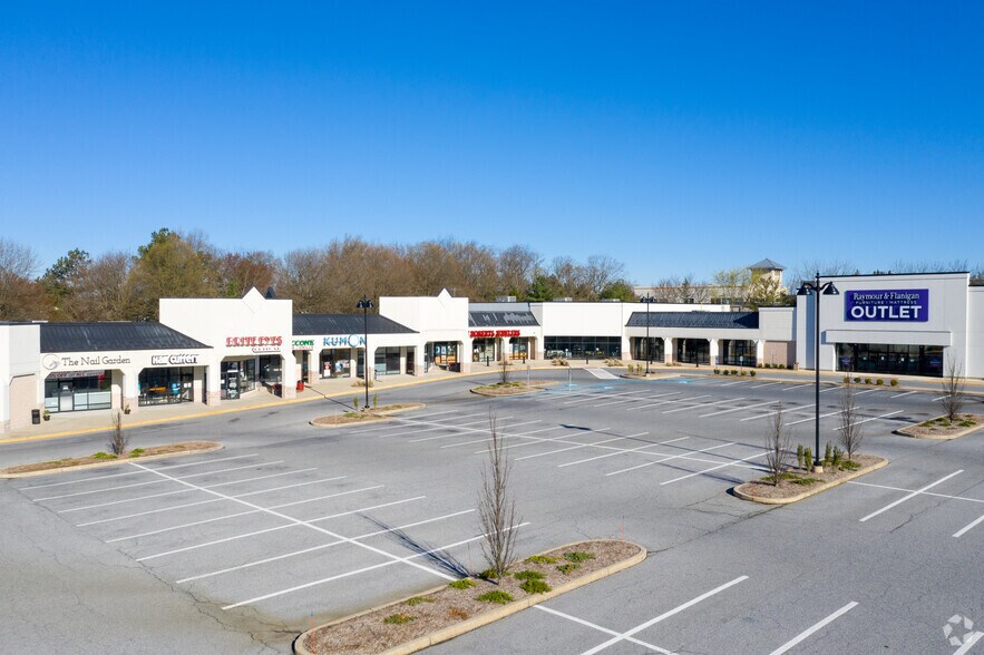 More Photos Of 515 Route 73 S, Marlton Unknown For Lease