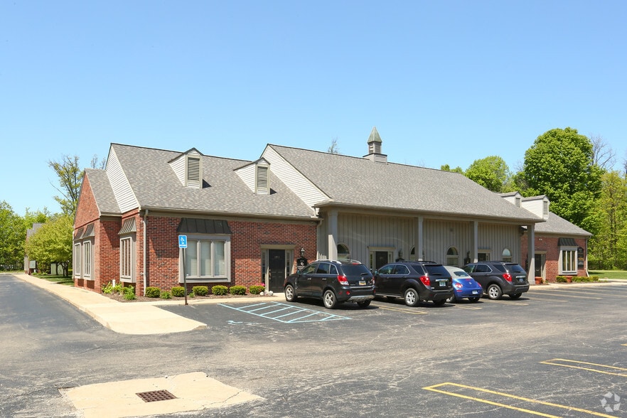 More Photos Of 37701-37785 Pembroke Ave, Livonia Office For Lease