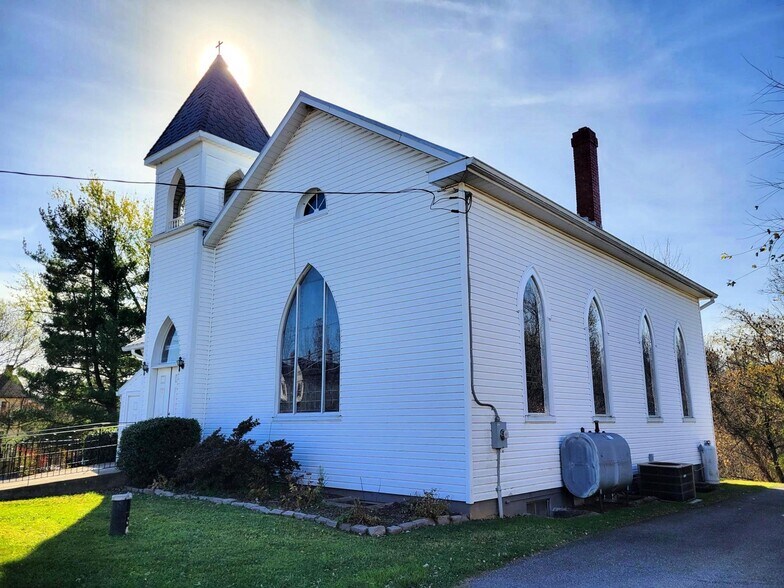 Primary Photo Of 5131 Doubs Rd, Adamstown Religious Facility For Sale