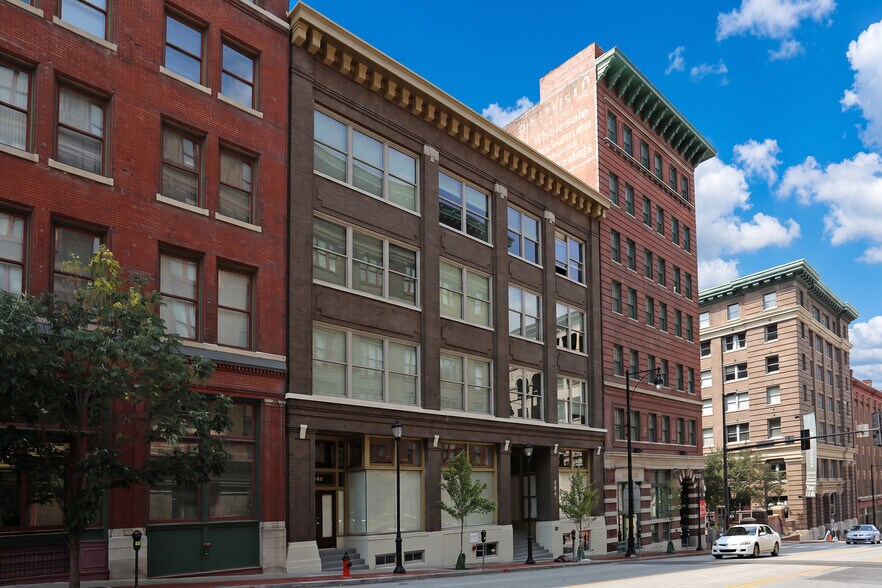 More Photos Of 804-808 Broadway St, Kansas City Apartments For Sale