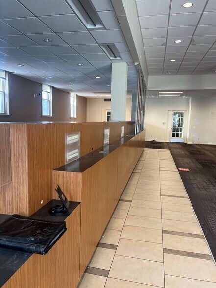 More Photos Of 22 Main St, Southington Bank For Sale