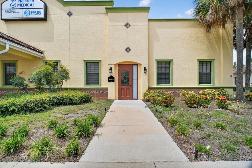 More Photos Of 1511 Buenos Aires Blvd, Lady Lake Funeral Home For Lease