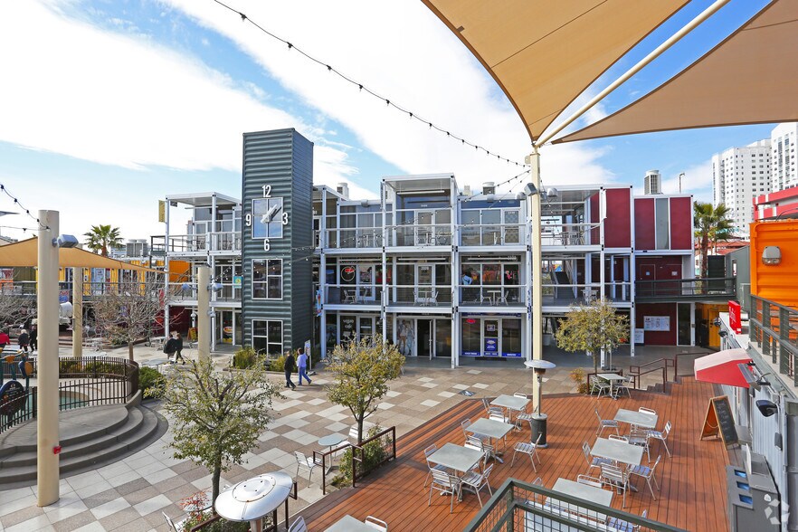 More Photos Of 707 Fremont St, Las Vegas General Retail For Lease