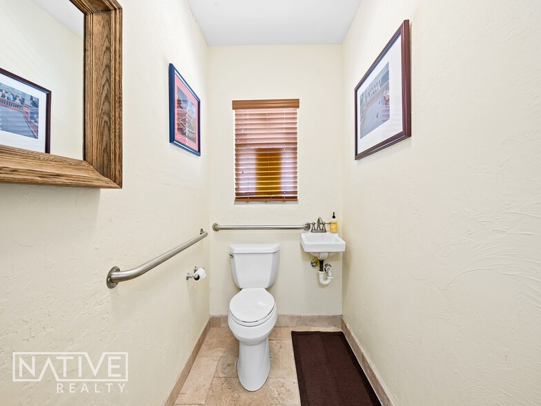 More Photos Of 103 NE 4th St, Fort Lauderdale Office For Sale