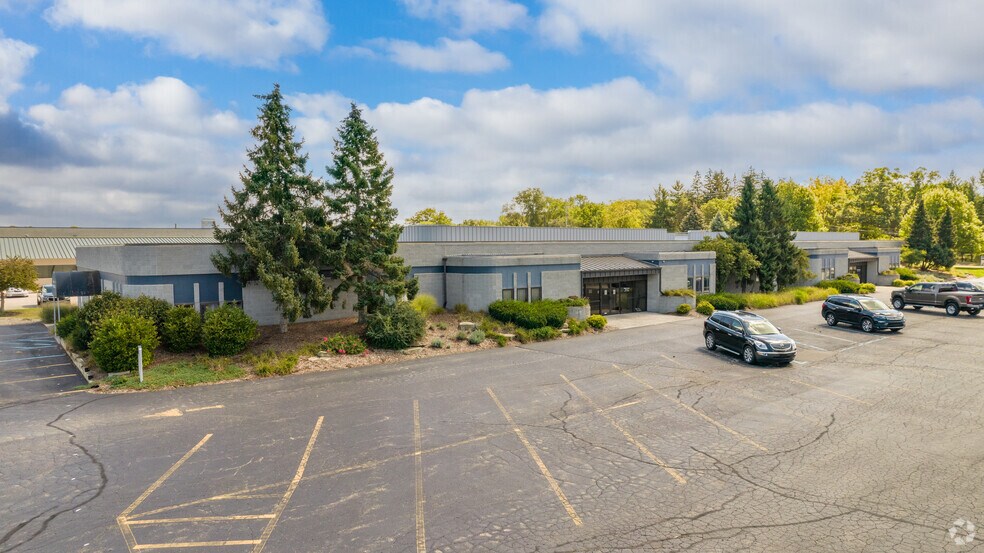 More Photos Of 3145 Prairie St SW, Grandville Office For Sale