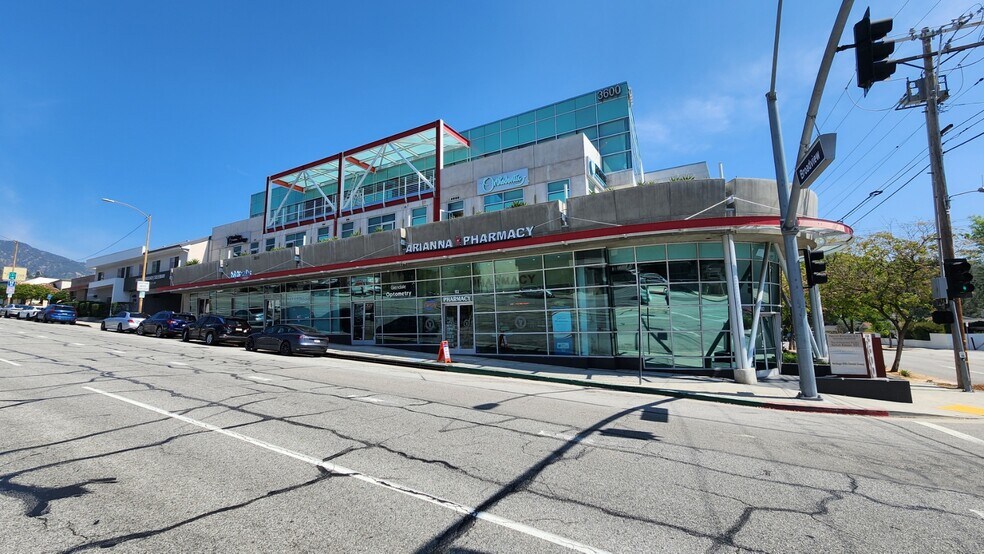 Primary Photo Of 3600 N Verdugo Rd, Glendale Office For Lease