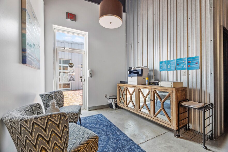 More Photos Of 790 N Highway 393, Santa Rosa Beach Warehouse For Lease