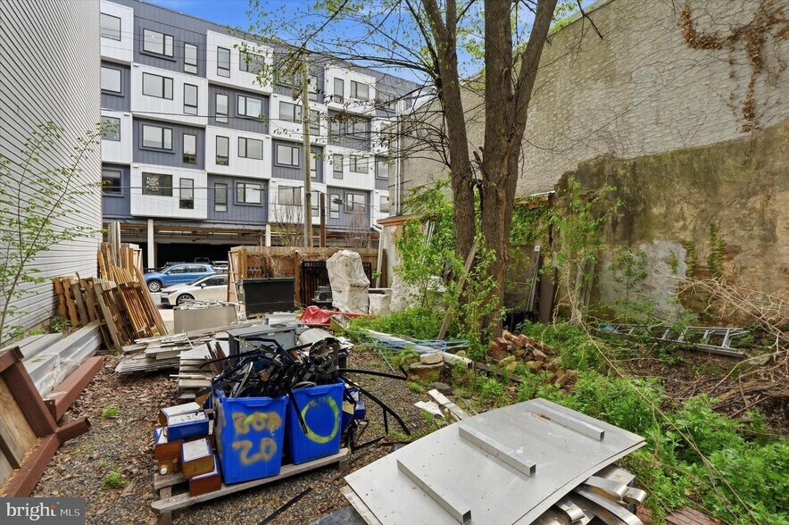 More Photos Of 2124-2132 E Arizona St, Philadelphia Warehouse For Sale