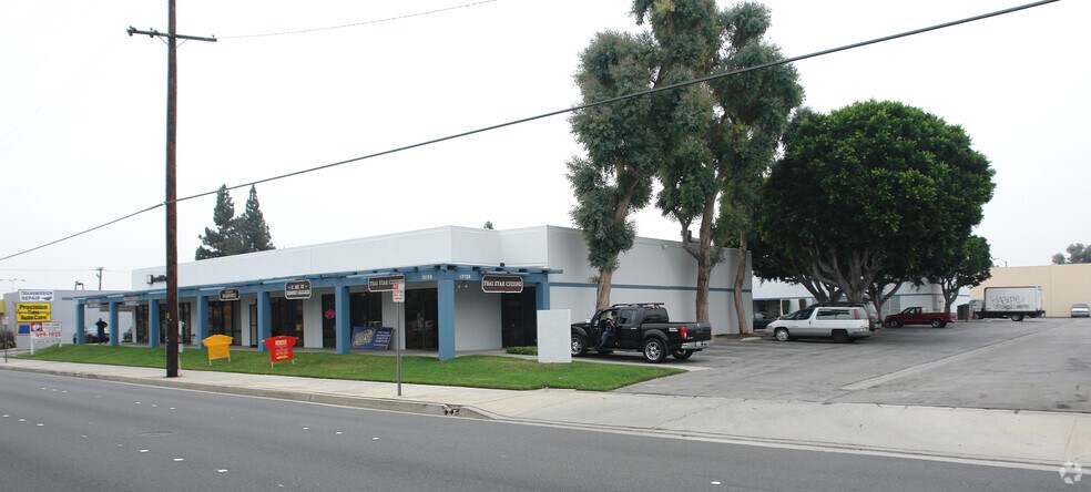 More Photos Of 13128-13140 Telegraph Rd, Santa Fe Springs Warehouse For Lease