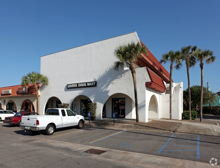 Primary Photo Of 200 Ocean Ave, Melbourne Beach Office For Lease