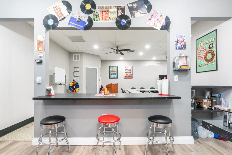 More Photos Of 6600 Pembroke Rd, Pembroke Pines Office For Sale
