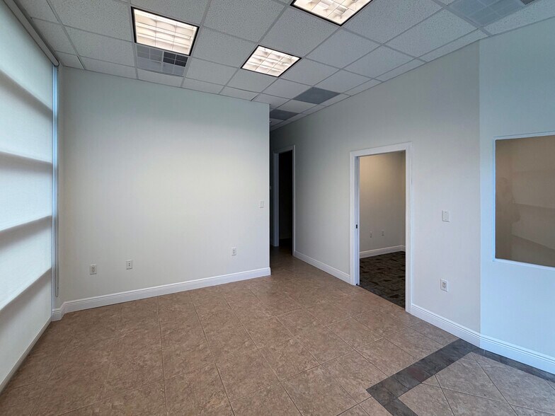 More Photos Of 2801 Flight Safety Dr, Vero Beach Service For Lease
