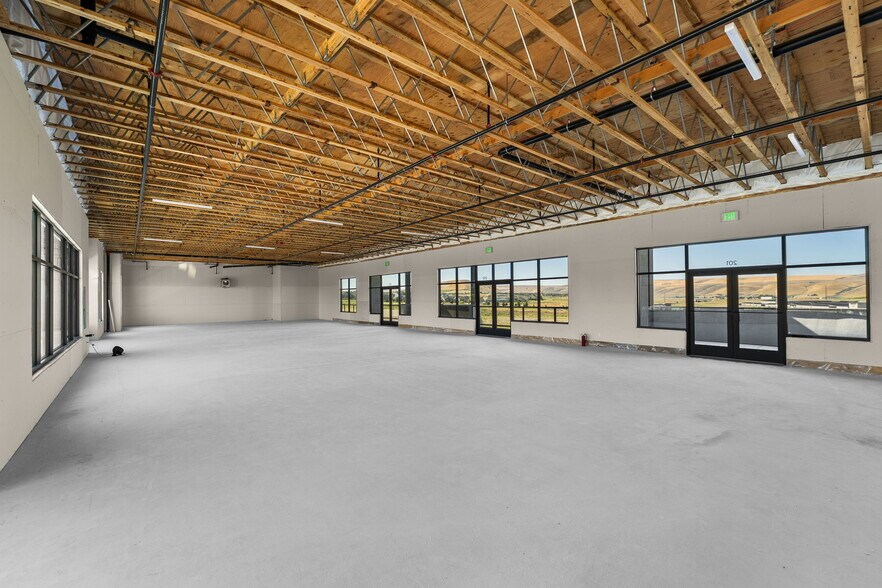 More Photos Of 5069 Ava Way, Richland Storefront Retail Office For Lease