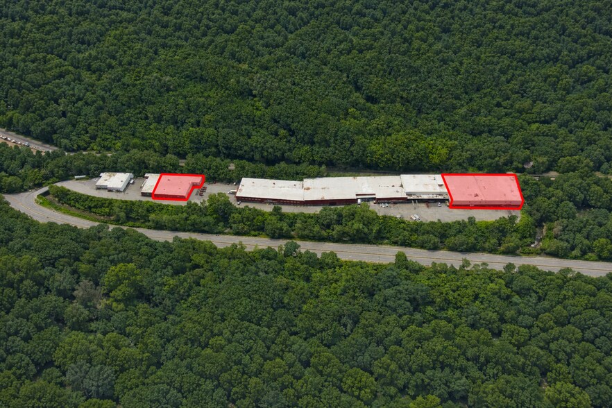 More Photos Of 1020-1060 Saw Mill Run Blvd W, Pittsburgh Warehouse For Lease