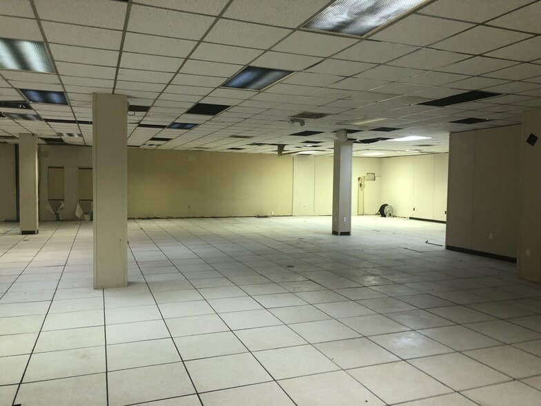More Photos Of 40800 Card Sound Rd, Homestead Warehouse For Lease