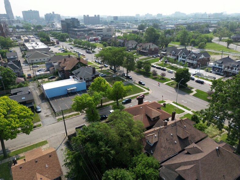 More Photos Of 2641 W Grand Blvd, Detroit Storefront For Lease